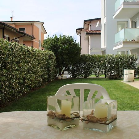 Casa Sivori Sul Lago Di Garda Con Ampio Giardino Desenzano del Garda Exterior photo