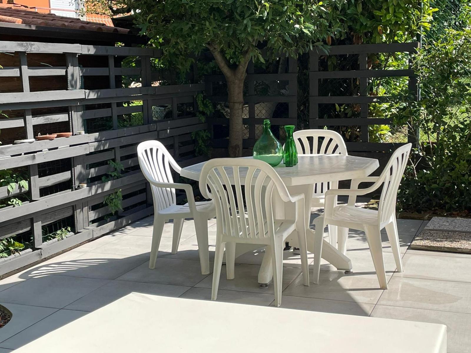 Casa Sivori Sul Lago Di Garda Con Ampio Giardino Desenzano del Garda Exterior photo