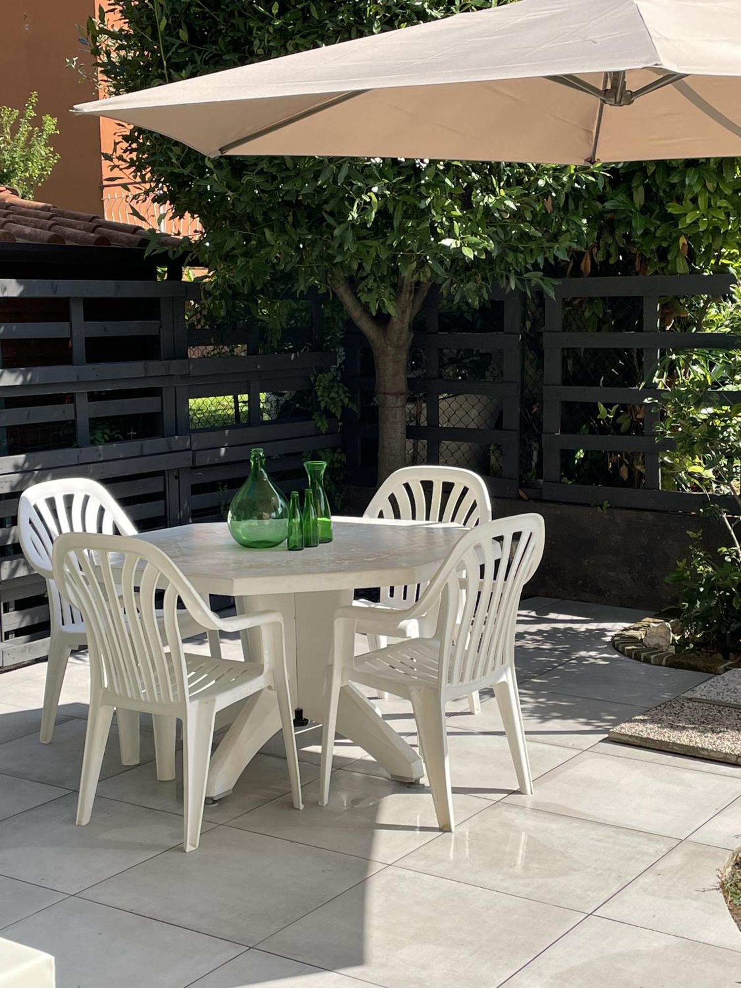 Casa Sivori Sul Lago Di Garda Con Ampio Giardino Desenzano del Garda Exterior photo